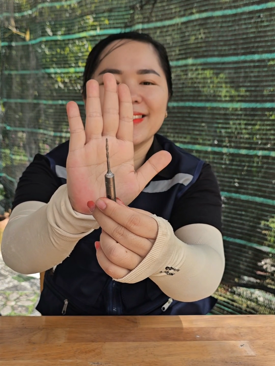 Mũi khoan không tắc kê quá nhanh và tiện #coemthovuon #giadungtienich #chiasekinhnghiem 