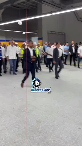Llega Luis Abinader a la prueba dinámica de la Línea 2C del Metro de Santo Domingo que conecta h
