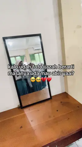 yaah🥺#smkn1duduksampeyan #fotoijazah 