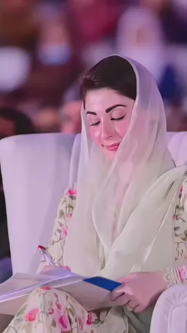 ❤️🌸🌎. #maryamnawaz #pmln #foryou #foryoupage #viralkaro 