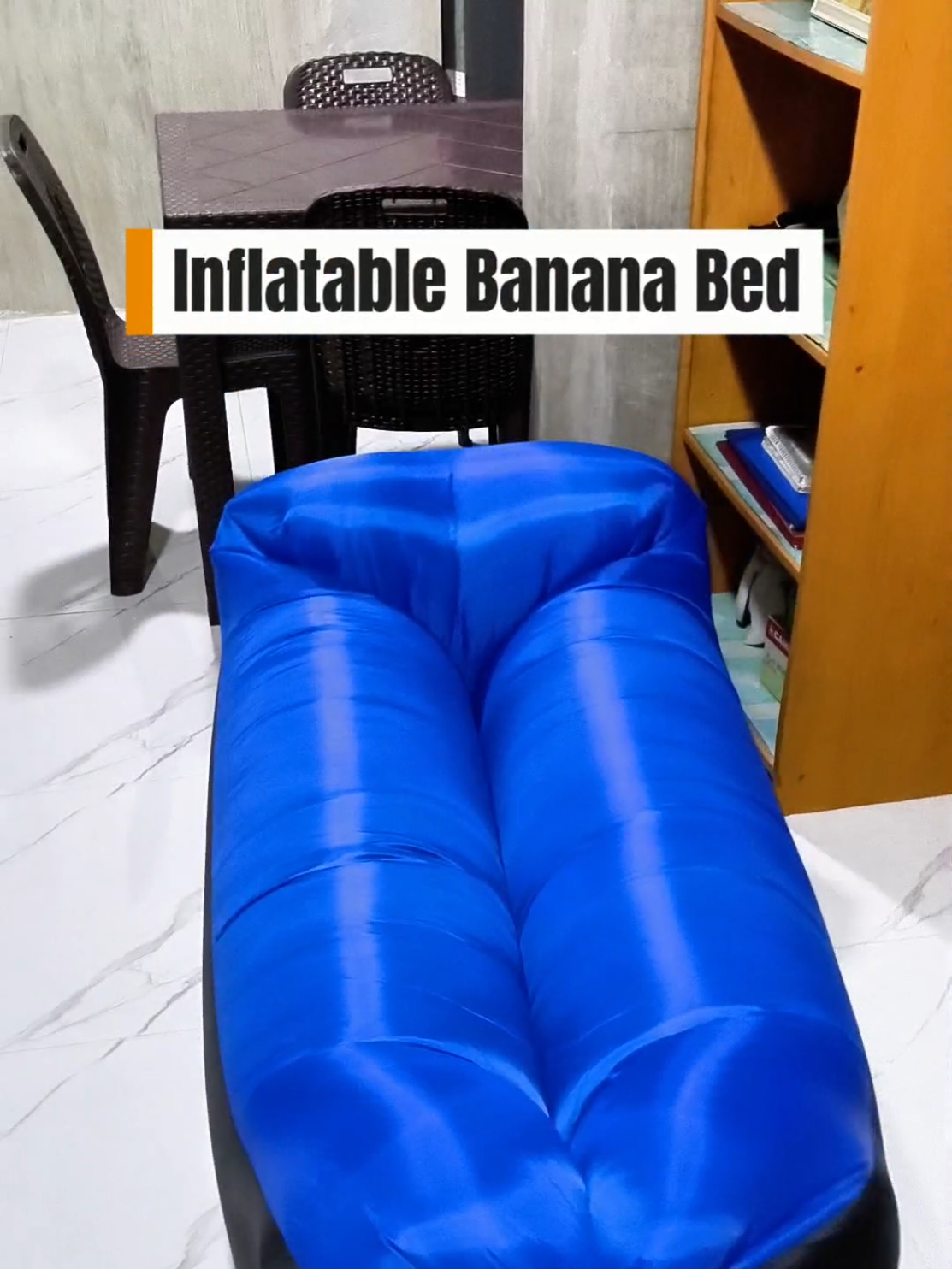 Inflatable Banana Bed 💙 #inflatable #bed #inflatablebed #bananabed #inflatablebananabed 