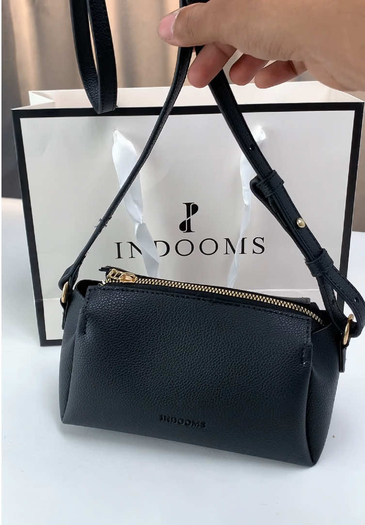 tas kecil gini muatnya banyak say ✨😍 #fypage #tascantik #taslucu #tasmurah #fyp 