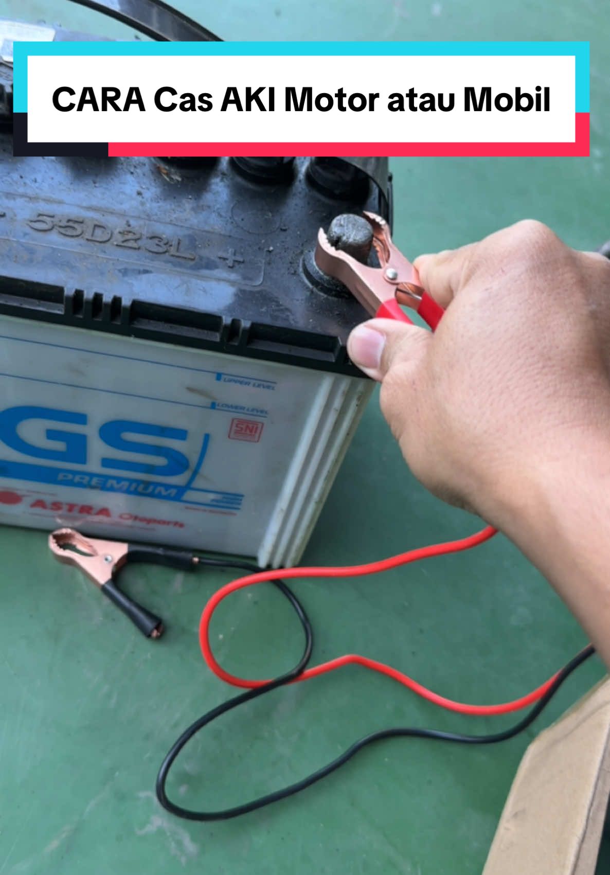 Sudah otomatis, Ini Cara Cas Aki Mobil atau Aki motor ##bengkel##mekanik##cas##charger##chargerakimotor##chargerakimobil