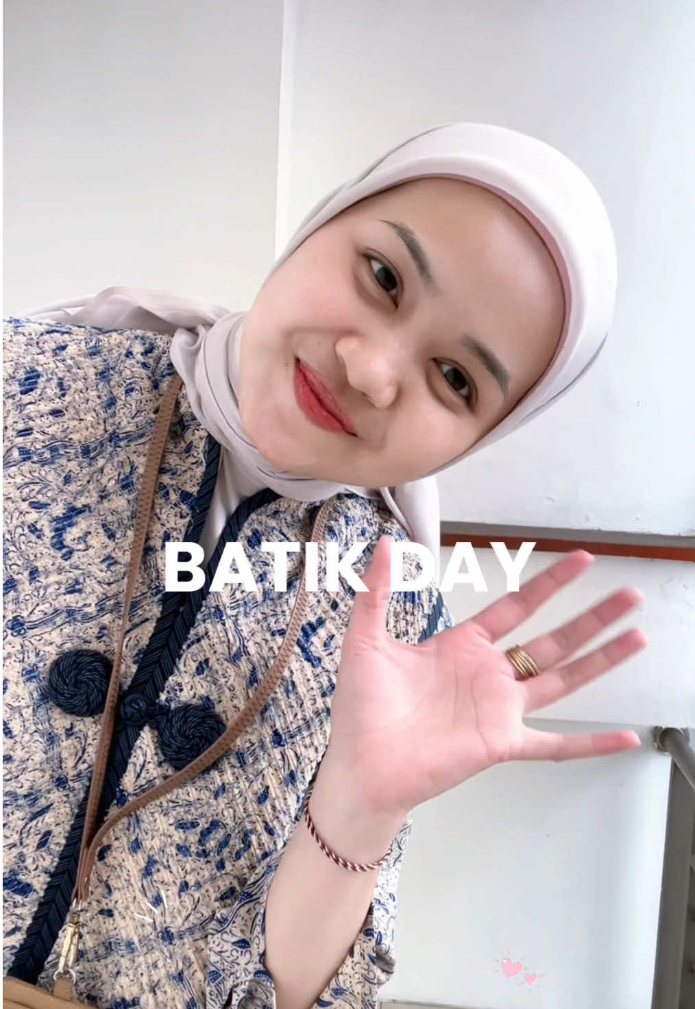 So proper clothes for “ngantor” affect in our good mood? Yaaa gak sihhh ? #ootdhijab  #officelife  #fyp 
