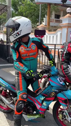 Sarung tangan buat balap bisa ga buat harian ? Harganya mahal ga ya ?