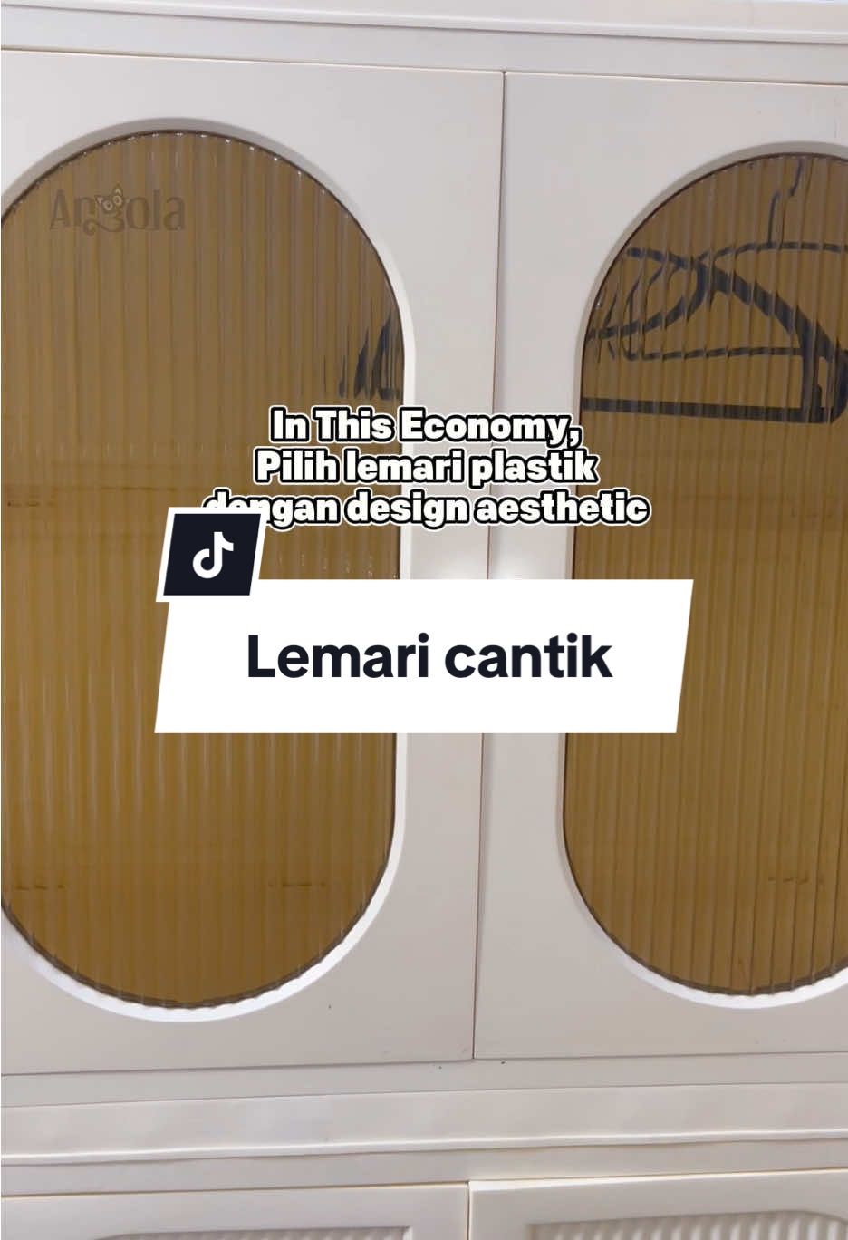 Udah kapasitas besar, designya cantik lagi😍 naksir banget deh😍 #promoguncang99 #lemaripakaian #lemaribaju #lemariplastik #lemariminimalis 