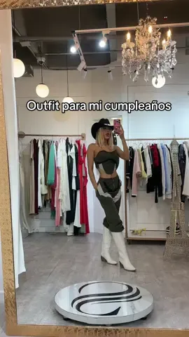 Acompáñame a buscar el outfit para mi cumpleaños a mi boutique favorita 🤩 @lasofisticada._ 