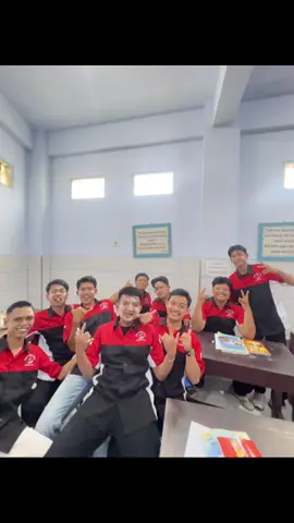 selamat siang teman-teman🙌🏻 dapat salam dari gelombang 5 yang habis main game😀✨ #foryoupage #pmikorea🇮🇩♡🇰🇷🇨 #gtogkoreaselatan #cpmikorea🇮🇩🇰🇷 #busankoreacenter7 