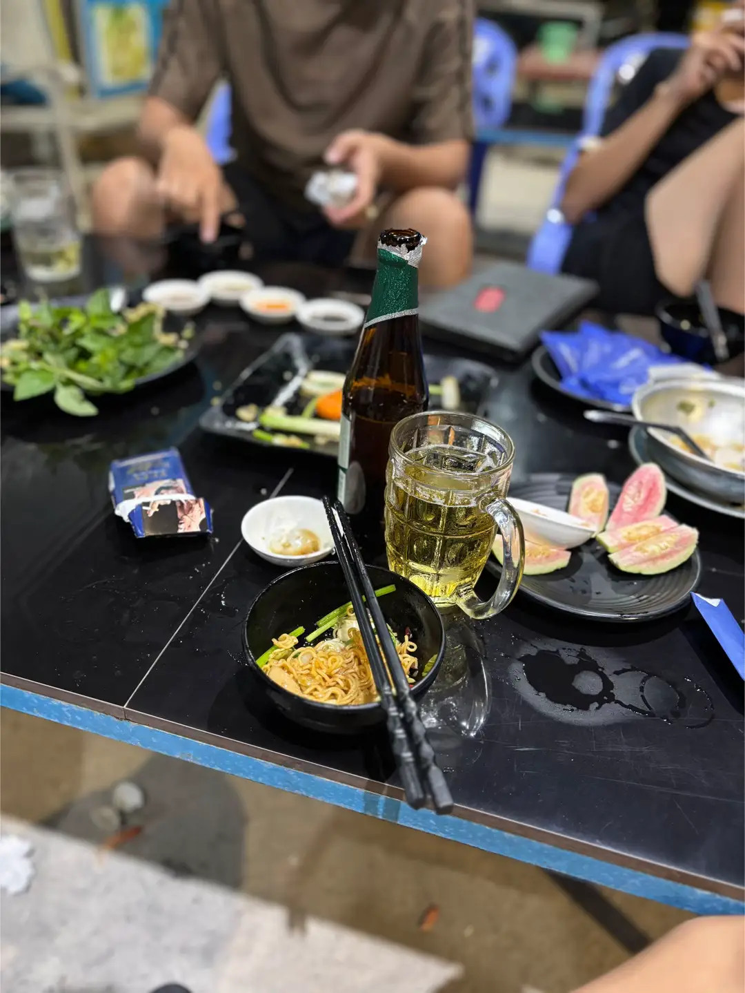 Đừng Mở Lòng Nữa Mở Bia Đi …