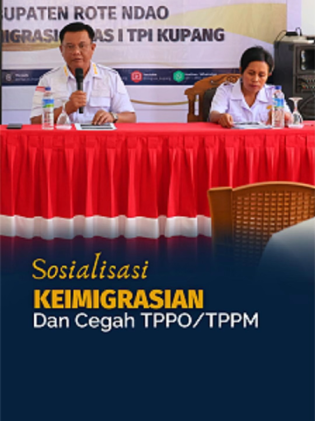 Halo sahabat miku... Dalam rangka meningkatkan pemahaman tentang kebijakan keimigrasian serta peran Imigrasi dalam upaya pencegahan TPPO/TPPM, Imigrasi Kupang berikan sosialisasi di Rote Ndao. Yuk Simak penjelasan singkatnya sahabat! #sosialisasiTPPOTPPM #imigrasikupang #simikubabatu