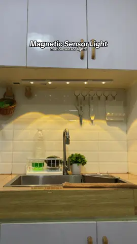 Magnetic Motion Sensor Light for Kitchen✨🧑‍🍳 #sensorlight #lightsforkitchen #magneticlight #sensorlightforkitchencabinet #motionsensorlight 