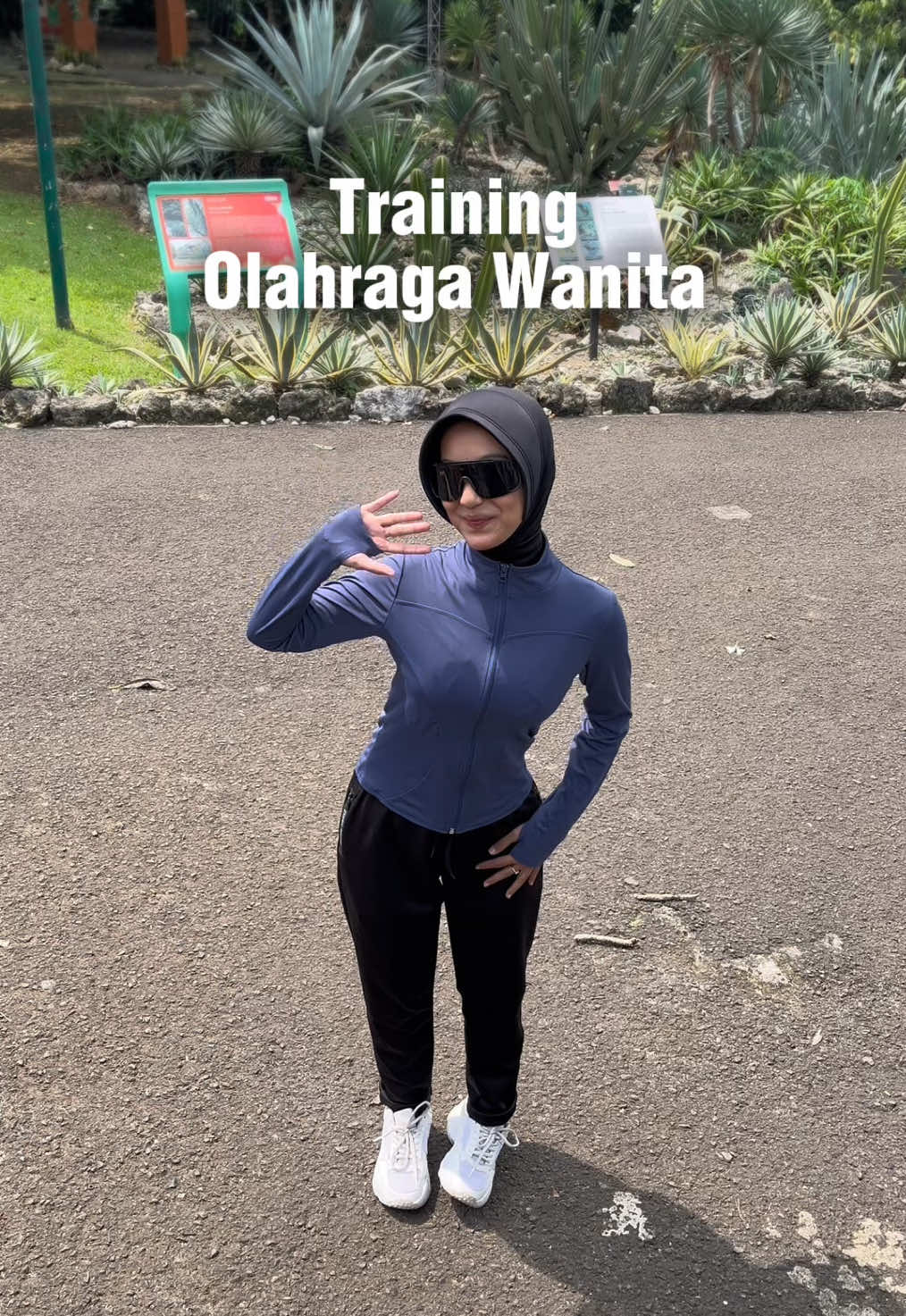 cocok banget buat olahraga, stoknya sangat terbatas!! #runningoutfit #training #celanatraining #trainingolahraga #celanaolahragawanita 