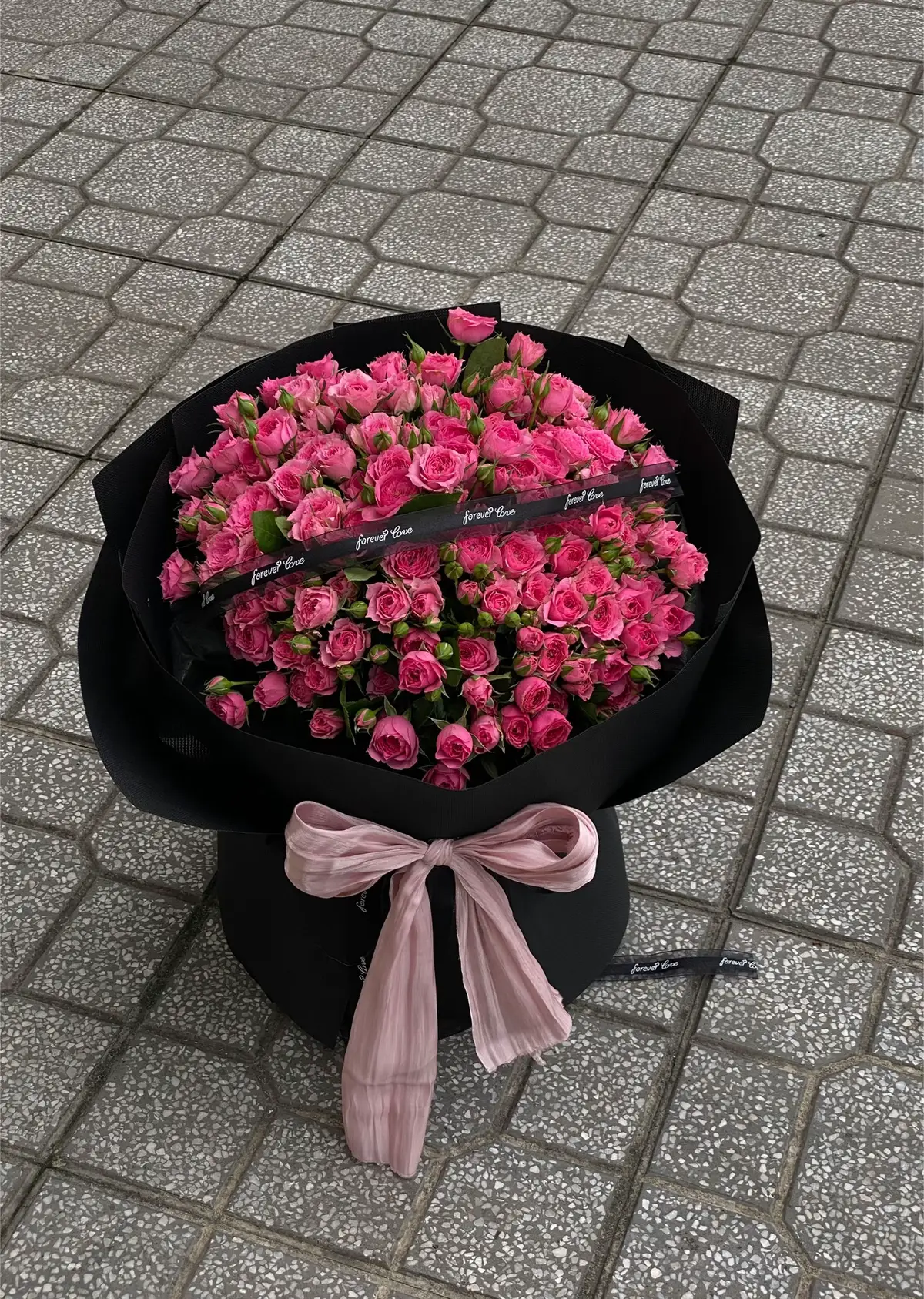 khi ai đó hỏi shop về hồng chùm sofia 💕 #ngoclucbaoflowershop #hoatuoibienhoa #bohoasinhnhat #hoabodep  #hongchumsofia 