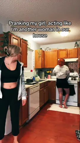 Pranked my girlfriend:dressed as a girl cooking at home #funny #fyp #prank #funnyvideos #cook