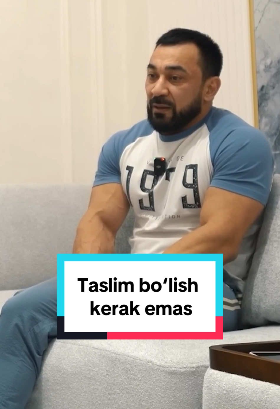 Aziz Estet  hayotidagi qiyinchiliklarni qanday yengib o‘tgan? To‘liq intervyuni “Jahongir Latipov” kanalida tomosha qiling  #jahongirlatipov #azizestet 