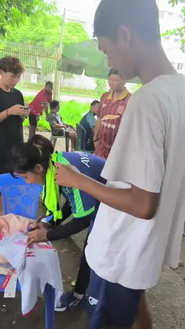 မနော်ကြီးကသဘောကောင်းချက်🤭🤭#2025tiktokmyanmar🇲🇲 #မင်းတို့idolဖစ်ချင်လို့🤭💖 #cityfanboy💙💙 #mancity💙 #ဘောလုံးကစားနည်းကိုချစ်မြတ်နိူးသူ #ဘောလုံးကစားနည်းကိုချစ်မြတ်နိူးသူ #တစ်ကမ္ဘာလုံးစီရောက်ကွာ 