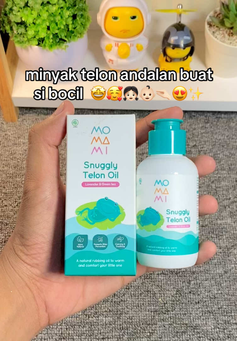 minyak telon andalan 🤩😍 wanginya seger fresh menenangkan, menghangatkan, meredakan perut kembung, dan anti gigitan nyamuk 👶🏻👧🏻🥰🤏🏻 #momami #minyaktelon #momamisnugglytelonoil #snugglytelonoilmomami #perawatanbayi 