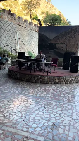 GOLAN KAPLİCASINDA HOZAN DELAL RÜZGARI ESİYORDU ORDA BIRAKTIĞIMIZ ANILAR