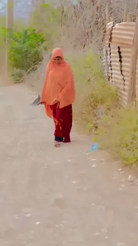 Hi guys👋@QUEEN OF HIIRAAN 🇸🇧👸🦁 