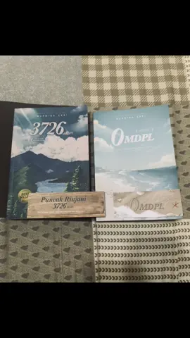 “dia adalah seorang yang lebih dari kata sempurna,bagaimanapun ujungnya semoga takdir mempersatukan kita” -3726 MDPL- #fyp #novel #3726mdpl #0mdpl #aboutyou 