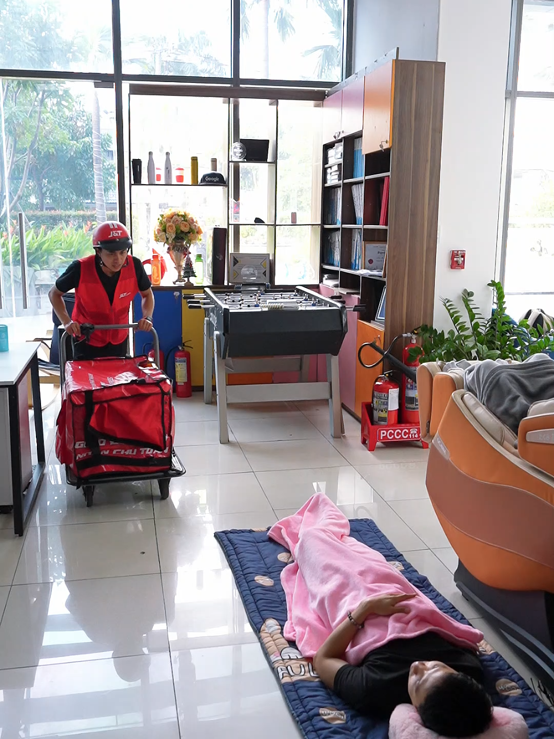 Tại sao không nhận hàng  #jtexpress #jtexpressvn #shipperjt #shipperlife #funnytiktok #drama #giaohang #viral #fyp #xuhuong