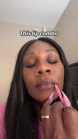 This pink frosting lip kit from @Glamlite is definitely for the pink girl #lipliner #pinklipgloss #pinklipcombo 