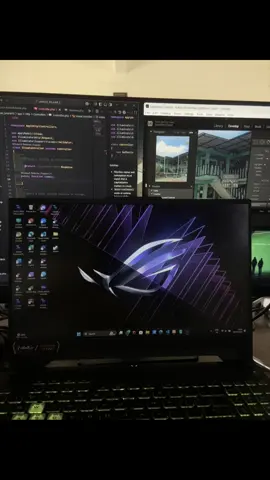 Multi-Monitor 📸✨ #TechSetup #GamingLaptop #CodingLife #PhotoEditing #ASUSROG 
