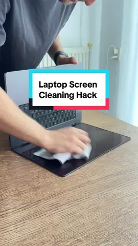 My favourite way to clean my MacBook Pro screen 🧼 