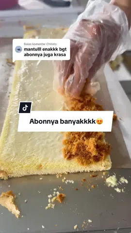 Membalas @Chitato Abonnya luar dalam bahkan sampe tumpeh tumpehhhh🤤 #rotiabon #abongulung #flossroll #chiffonflossroll #chiffoncake    