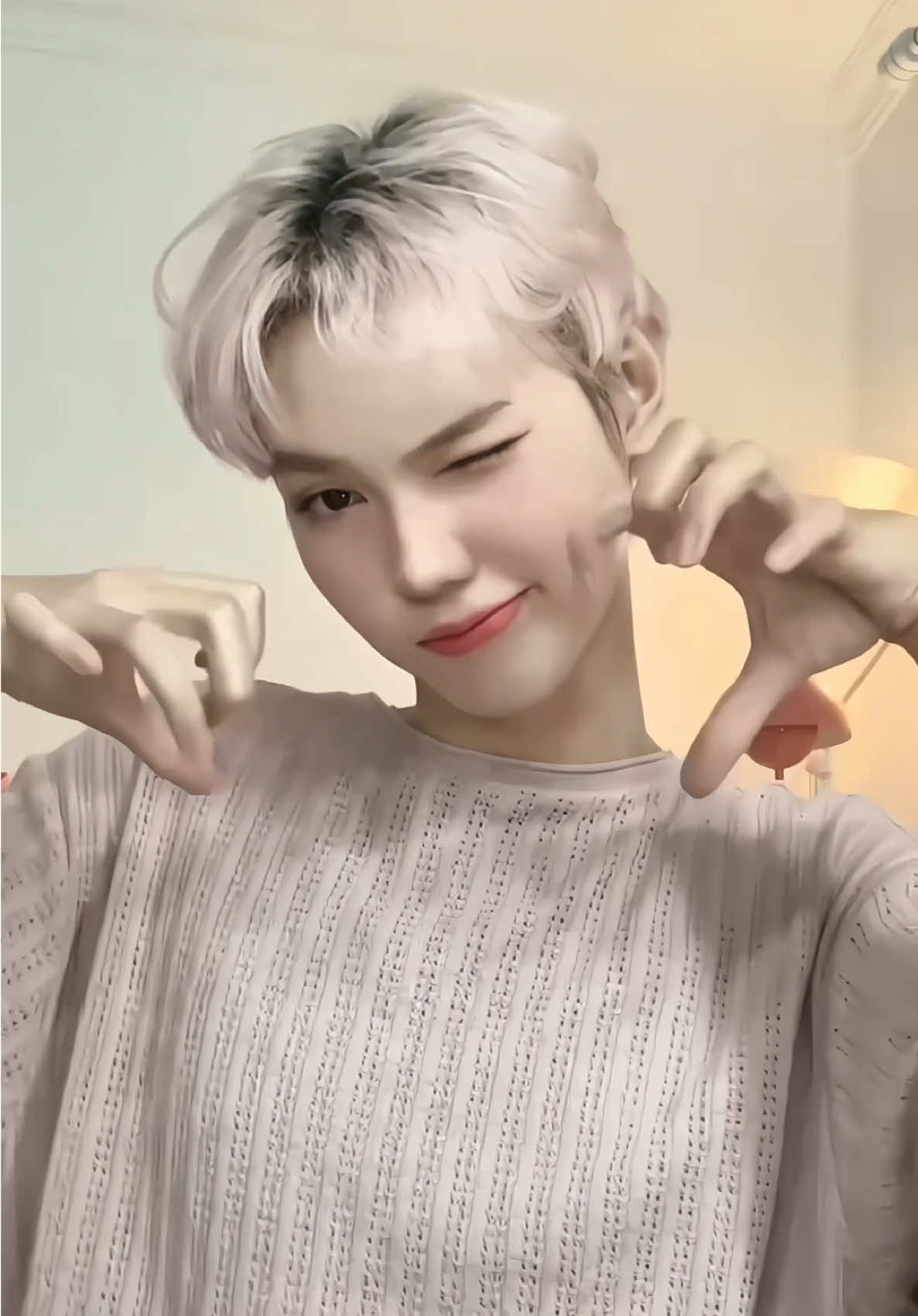 spill yang menarikk🤭🙂‍↕️ @Lanbena.Indonesia  #TrulyAgingTrulyRadiant #lanbena #lanbenaretinolcream  #skincare  #antiaging #retinol 