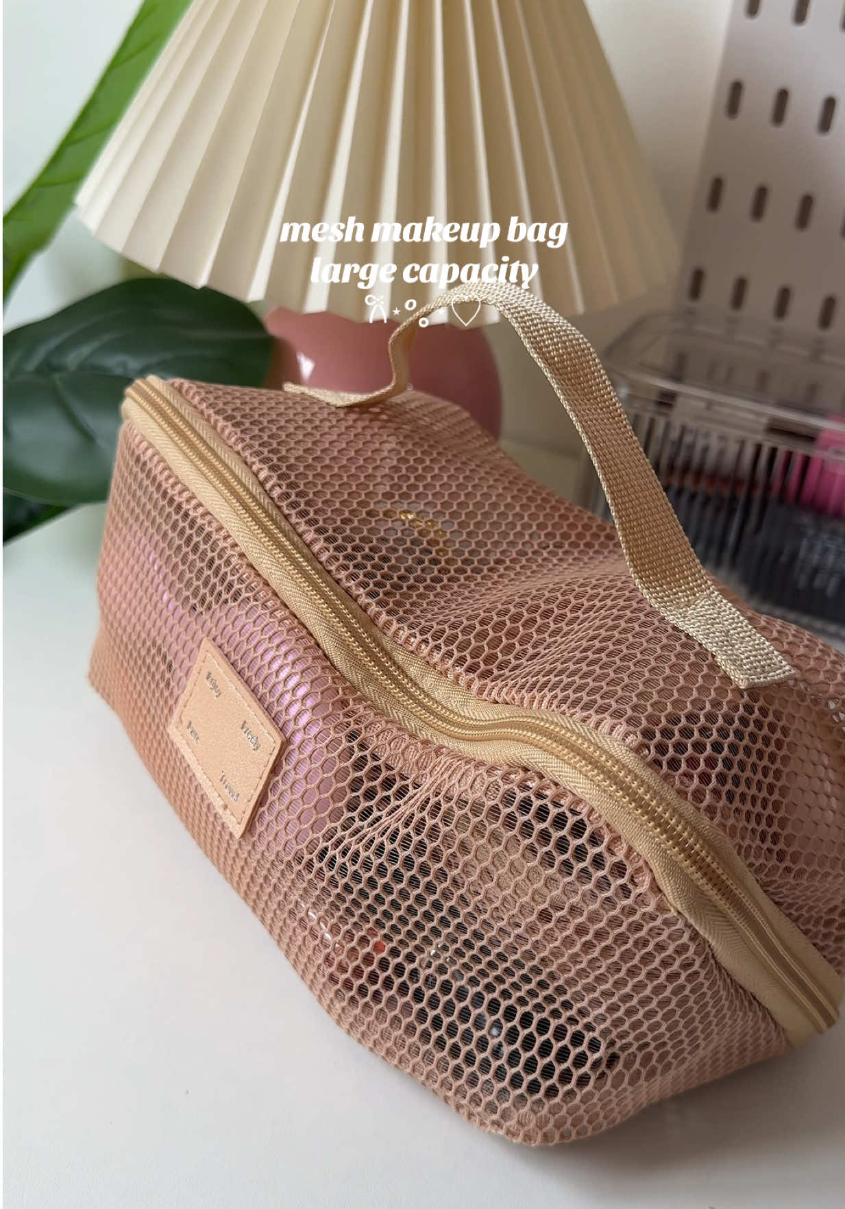 Super spacious makeup pouch💗 #makeupbag #makeuppouch #pouch #meshmakeupbag #makeupstorage 