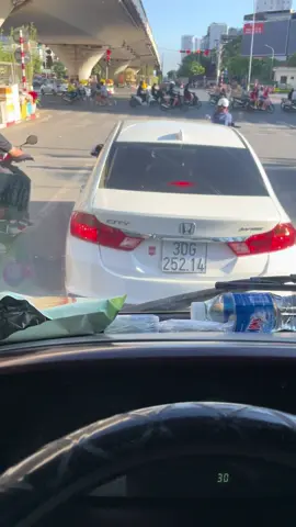 Cgai lái xin thông cảm