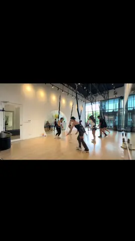 เข้าคลาส bungee hiit ต่อ 🔥 #bungee #hiit 
