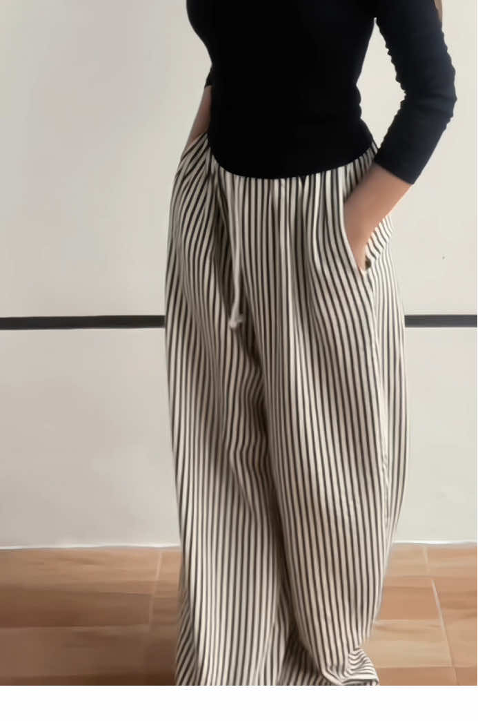 No kaleng-kaleng😍 #fyp #foryou #pants #stripe #loosepants 