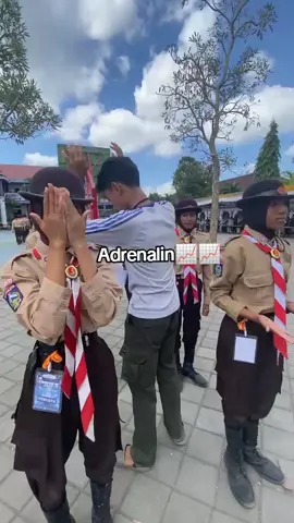 antara kebelet pipis dan keringet dingin keringet dingin😆🥇🫩🥶#pramatsalotim #viralllll #kembangIII#sman4praya #pramuka #lkbb#fypp 