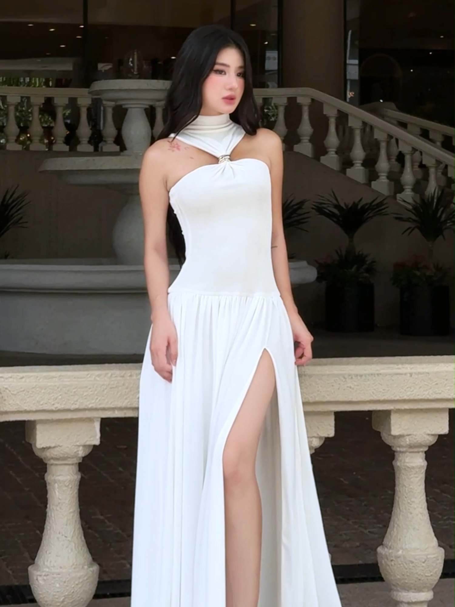 Dạo phố xinh cuối tuần. #BYDI #vaydutiec #vaythietkesangchanh #trending