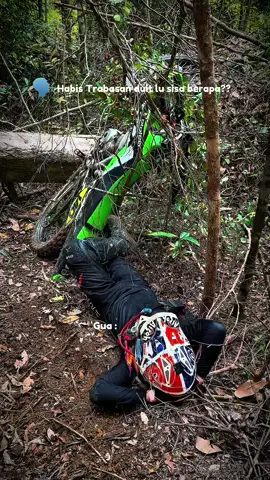 Uang bisa dicari, masa muda cuma sekali  #trabasserkepri #trabas #enduro #adventure #trail 