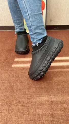 Casual winter waterproof plush shoes!!🥰🥰#womenshoes #tiktokmademebuyit #trendyshoes #spotlightfinds #comfyshoes #tiktokshopcreatorpicks #lightweight #casualshoes #casualstyle #winterfashion #wintershoes #platformshoes #waterproof #plushshoes 
