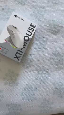 Abrindo o X11 mouse do meu namorado.      #mousepad #mousex11 #pcgaming #gamer 