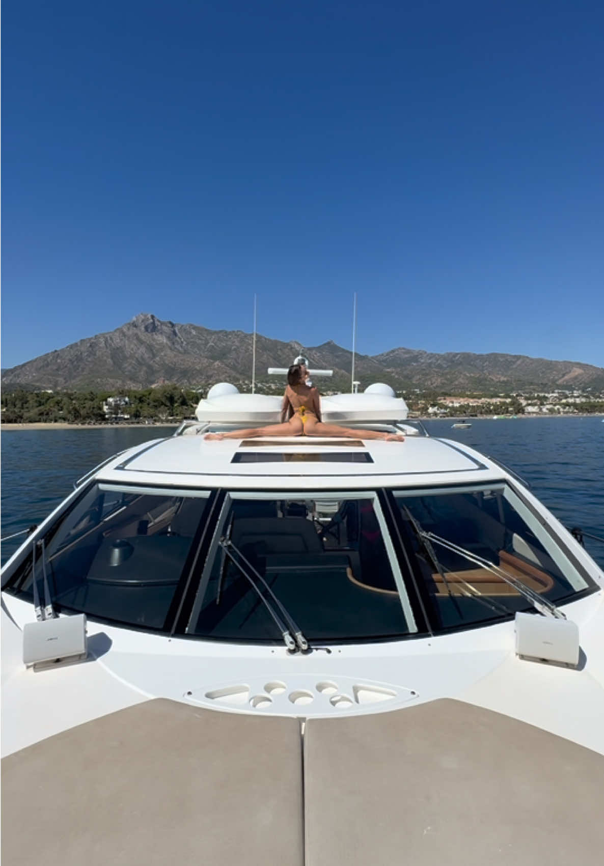 😎 📍The office yacht in Marbella #marbella #yacht #luxurylifestyle #luxurytravel #split 