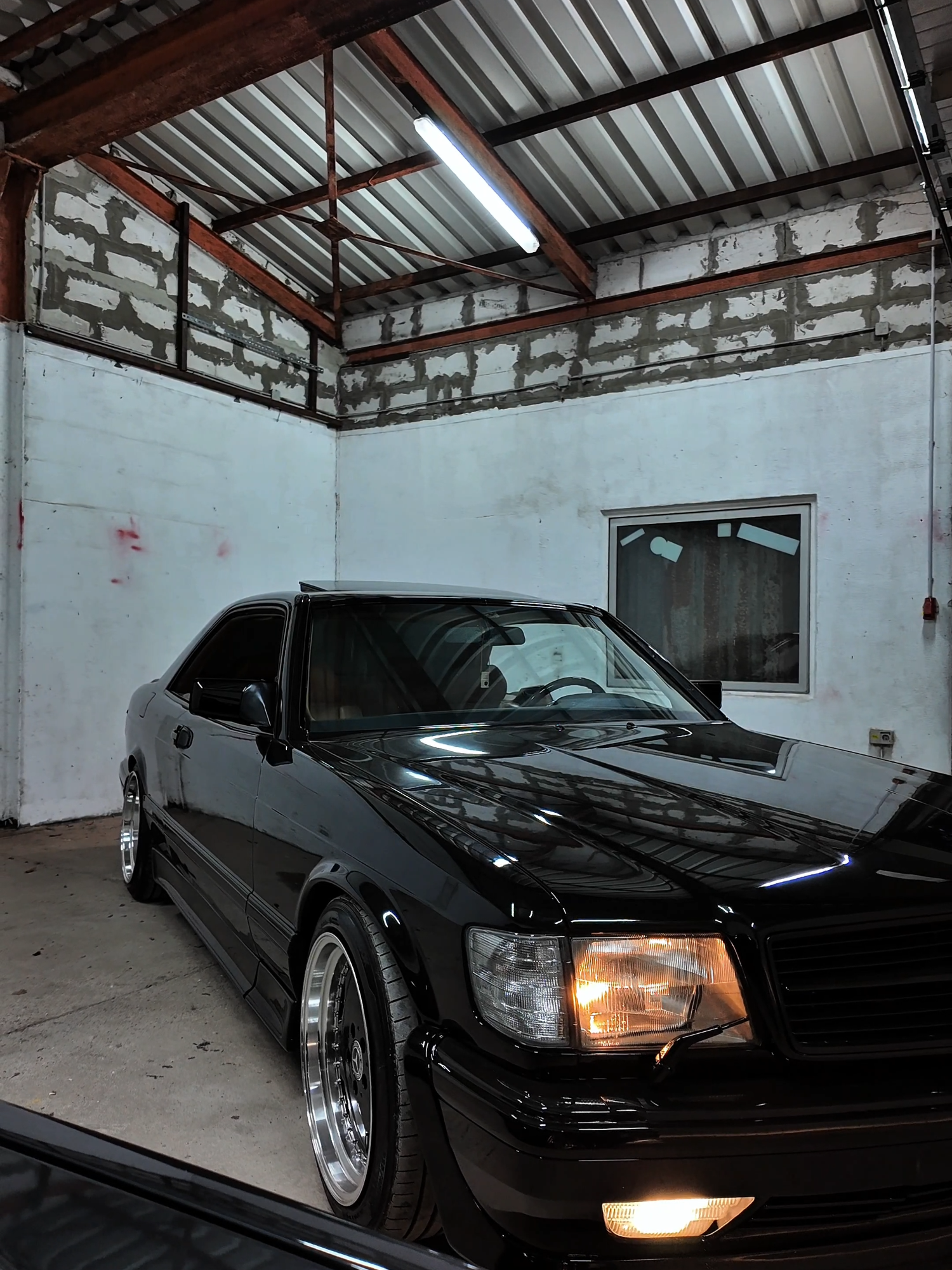 Koenig Specials & 560SEC #benzlife #c126 #AMG #carporn #alleyesonme #videoviral #videosnapchallenge #classic #mercedesbenz #benzmafia #russia #mafia #mafiabenz #Daimler #bbs #bmwlife #560sec #oldtimer #w210 #s63 #w124