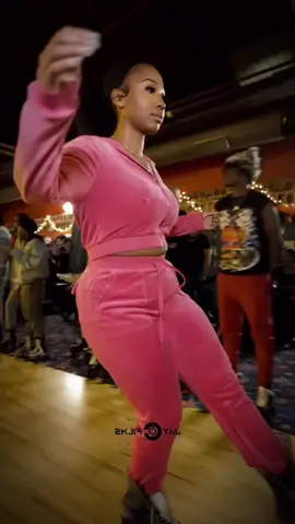 Who was you’re favorite!? 😳🔥 #rollerskating #blowthewhistle 