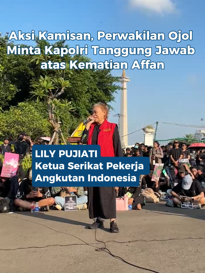 Ketua Serikat Pekerja Angkutan Indonesia (SPAI) Lily Pujiati menuntut pemerintah dan kepolisian bertanggung jawab atas tewasnya dua pengemudi ojek online Rusdamdiansyah alias Dandi (26) di Makassar dan Affan Kurniawan (21) di Jakarta. Protes ini disampaikannya di Aksi Kamisan ke-876 di depan Istana Presiden, Kamis (4/9/2025). Video Jurnalis: Hanifa Khayla Putri #aksikamisan #ojol #affankurniawan ##cut