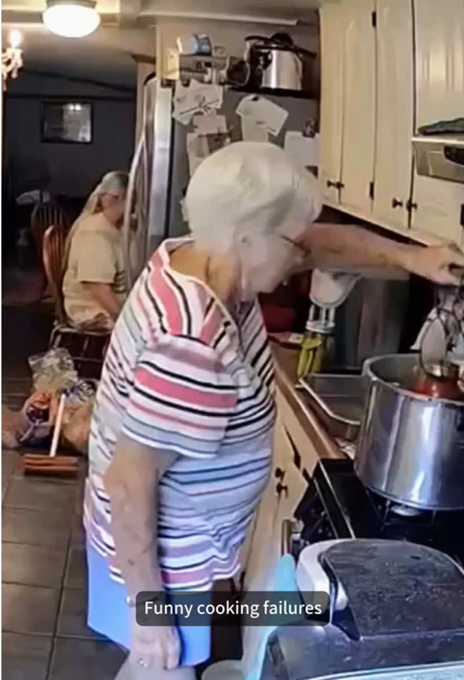 Funny cooking failures#funny #funnyvideo #funnytiktok #funnymoments #tiktok #fail #funnyfails #cooking #cookingfail #foryou #fyp 