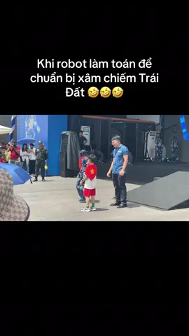 #TrungtâmtriểnlãmĐôngAnh #robot #vinmotion 