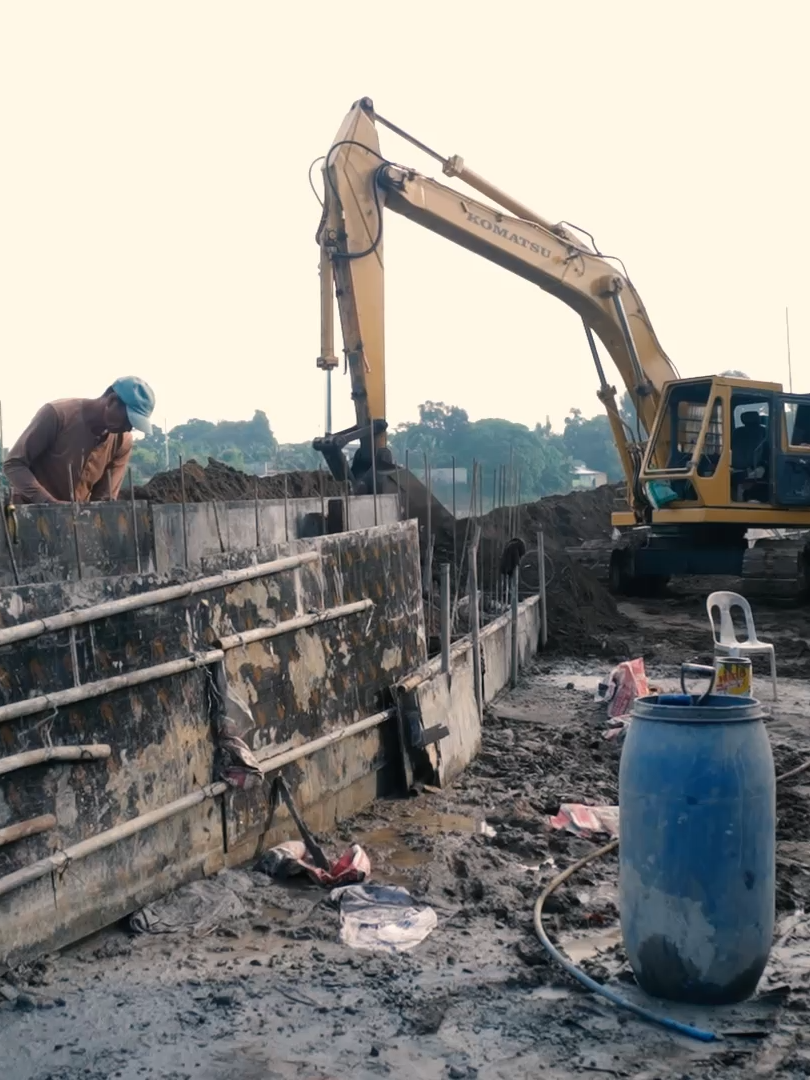 The Department of Public Works and Highways inspects P96.5-million ‘ghost’ flood control project in Plaridel, Bulacan on Thursday, September 4 #fyp #tiktokph #rappler #newsph