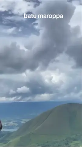 batu maroppa... #keluargapetualang #samosir #fyp #danautoba 