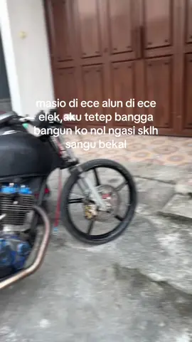 nyelengi,ora tau njok wong tuo kecuali oli🗿#herex200cc