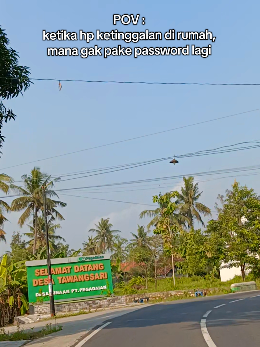 ketika hp ketinggalan di rumah tanpa password, buru-buru diambil tanpa mikirin keselamatan  #ketika  #hape  #hp  #ketinggalan  #dirumah 