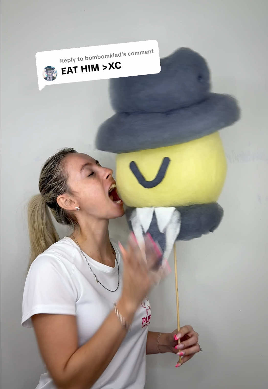 Replying to @bombomklad MAFIOSO EATEN FAST! This cotton candy killer went from mafia to mouthful! #roblox #forsaken #gaming #mukbang #cottoncandy 